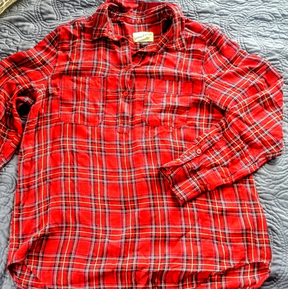 Red Plaid Shirt size S Middle Botton Dawn Universa - Picture 2 of 6